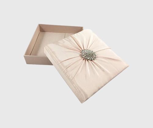 Custom-Invitation-Boxes3.jpg