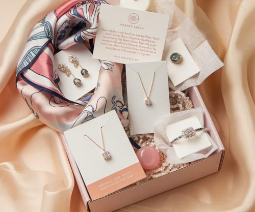 wholesale-Subscription-Boxes-For-Women.jpg