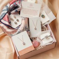 wholesale-Subscription-Boxes-For-Women.jpg